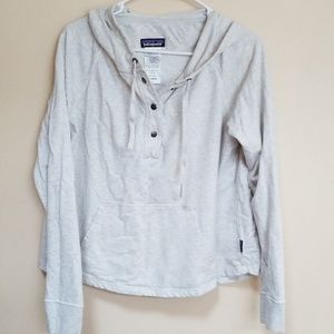 Lightweight Patagonia pullover